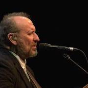 The lyrics SHE WAS THE LOVE OF MINE of COLIN HAY is also present in the album Fierce mercy (2017)