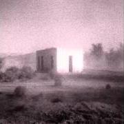 The lyrics STRUNG LIKE LIGHTS AT THEE PRINTEMPS ERABLE of GODSPEED YOU! BLACK EMPEROR is also present in the album Allelujah! don't bend! ascend! (2012)