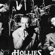 The lyrics SOMETHING AIN'T RIGHT of THE HOLLIES is also present in the album What goes around (1983)